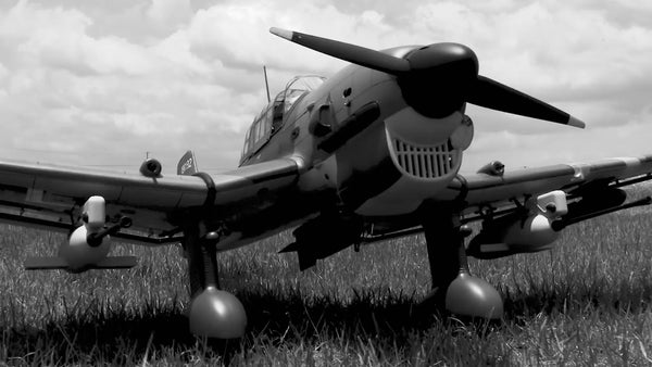 Shirts und Hoodies mit RC Warbirds als Motiv